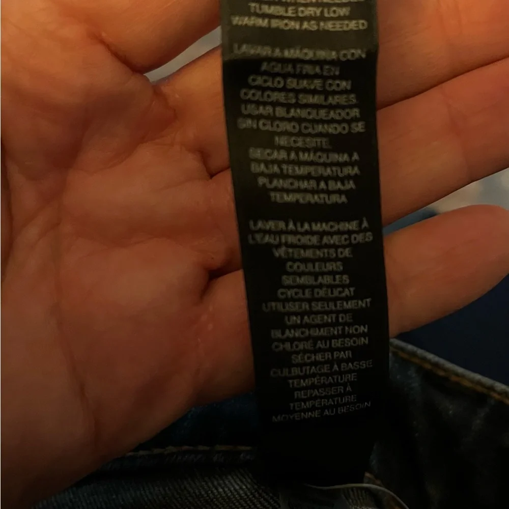 Chicos so slimming, Girlfriend ankle jeans  nwot. 4